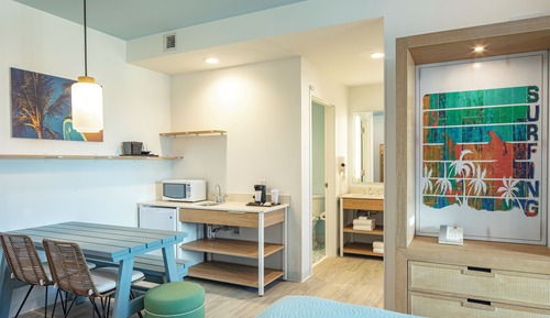 Suite, 2 Bedrooms, Pool View (Mobility, Roll-in Shower) (Includes Early Park Admission*)