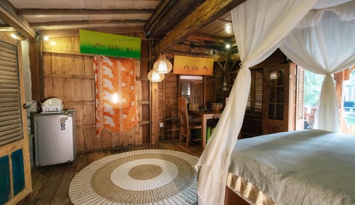 Classic Cabin, 1 King Bed, Garden View, Garden Area