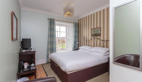 Twin Room (Room 5)