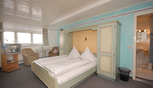 Traditional Double Room, 1 Queen Bed