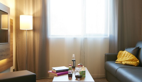 Family Room, 1 Queen Bed with Sofa bed, Non Smoking