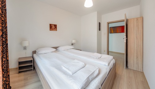 Apartment, River View (125)