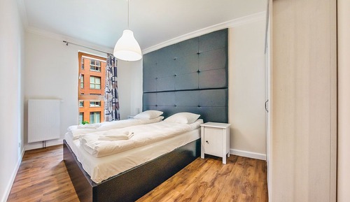Apartment (95)