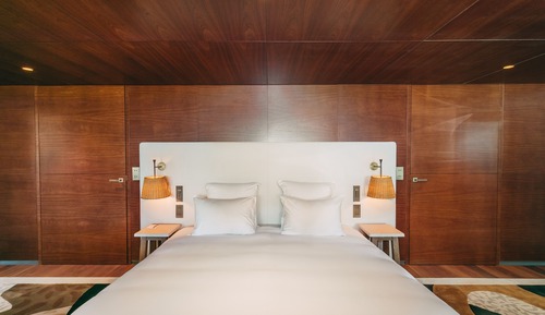 Suite (Pool, Gigaro)