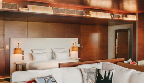 Suite (Pool, Loft)