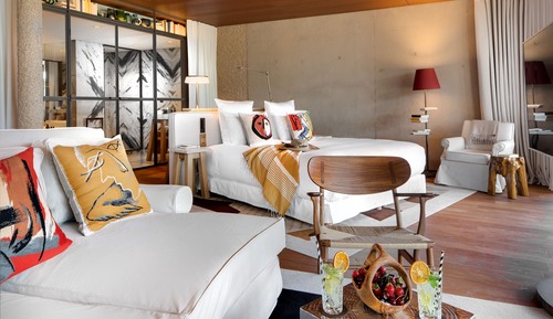 Suite, Sea View (Lily)