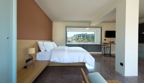 Deluxe Apartment