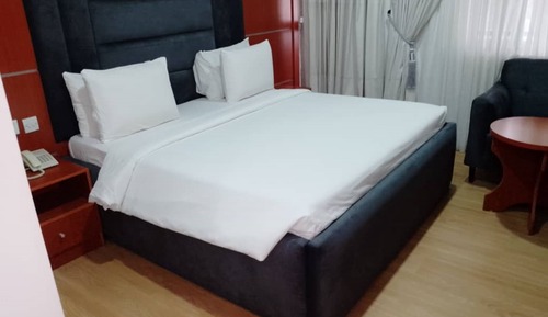 Premier Suite