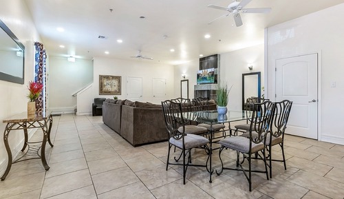 Elite Condo, 3 Bedrooms