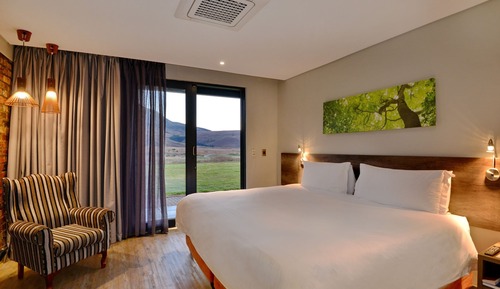 Standard Room, 1 King Bed