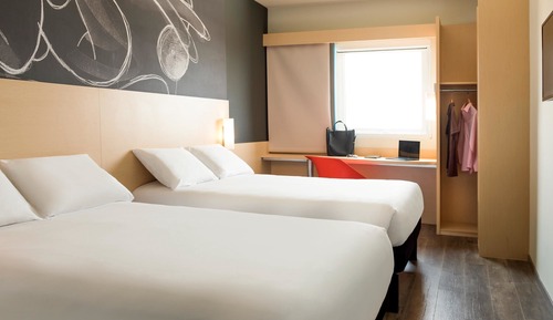 Room, 2 Double Beds (Satellite TV)