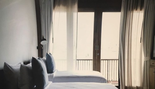Deluxe Studio River View