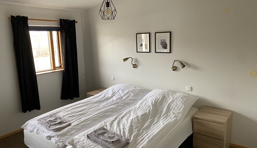 Twin Room, Shared Bathroom