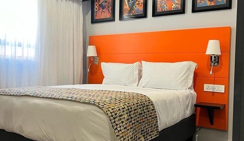 Standard Room, 1 Queen Bed