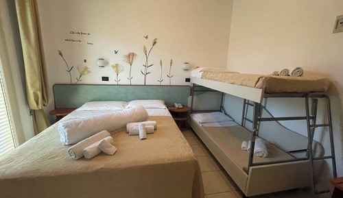 Comfort Quadruple Room