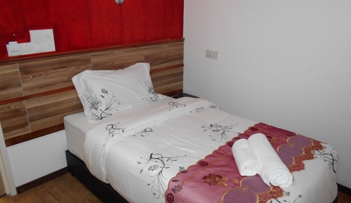 Standard Triple Room Without Window