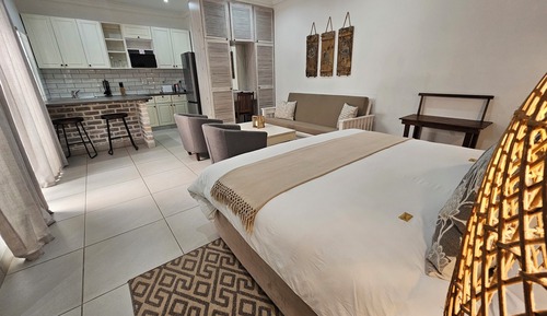 Luxury Double or Twin Room, 1 Bedroom, Courtyard View, Ground Floor