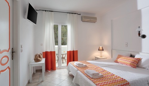 Economy Double Room, Balcony, Mountain View