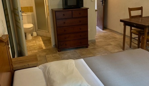 Economy Studio