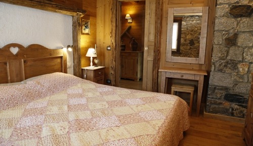 Nido del Falco, for 6 people (Via Moneana di Clavais, 5 Ovaro)