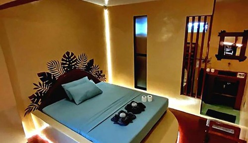 Standard Double Room, Garden View