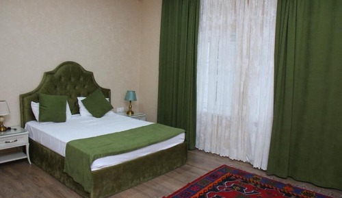Deluxe Double or Twin Room, Garden View