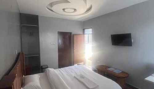 Standard Double Room, Garden View