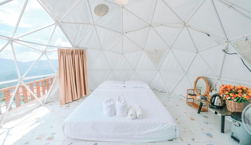 Deluxe Tent, Mountain View