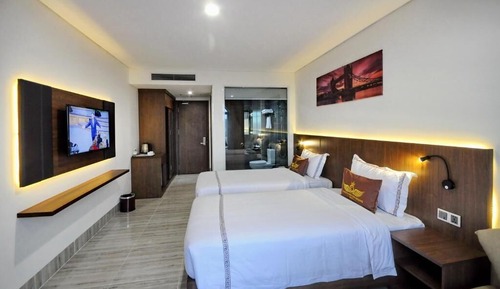 Deluxe Double or Twin Room, Balcony, Pool View