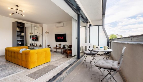 Deluxe Apartment, Balcony, City View