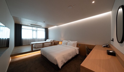 Deluxe Twin Room