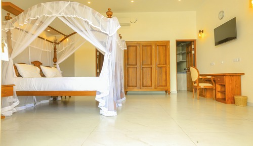 Suite, Ocean View