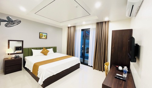 Deluxe Double Room, Balcony, Garden View