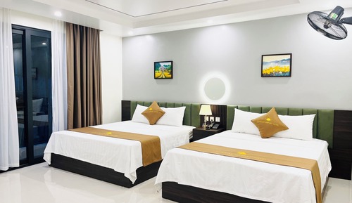 Deluxe Quadruple Room, Balcony, Garden View