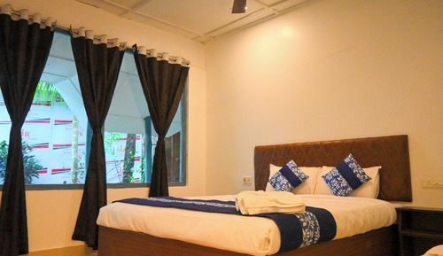 Executive Tent