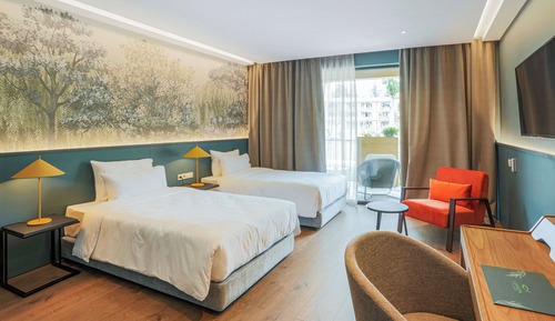 Premium Twin Room
