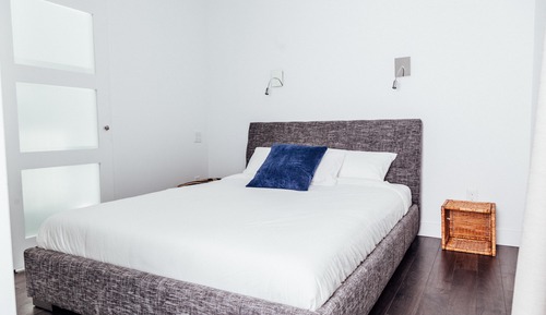 Standard Room, 1 Queen Bed
