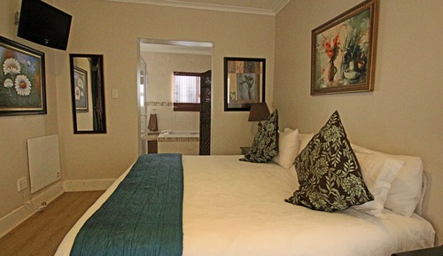 Family Room, Kitchen
