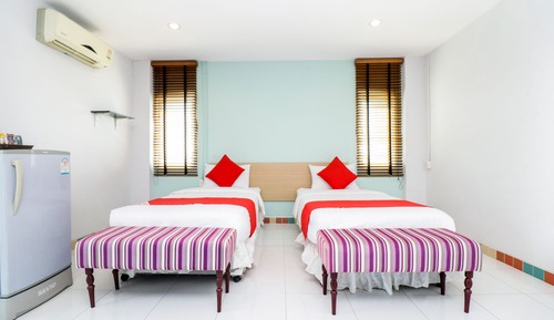 Deluxe Twin Room