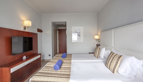 Double or Twin Room, Sea View