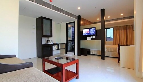Premium Suite, 1 Bedroom, Refrigerator, City View