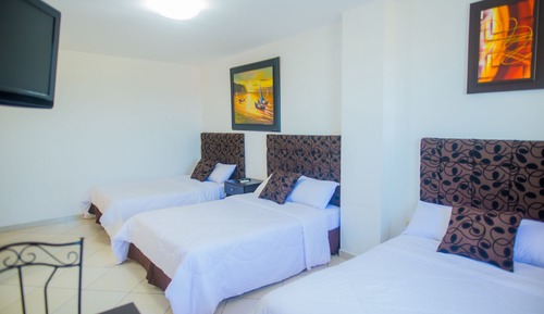 Standard Triple Room, 3 Twin Beds, Private Bathroom
