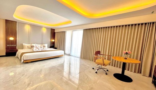 Ambassador Suite