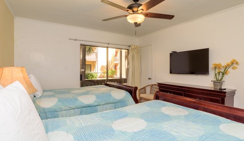 Superior Condo, 1 Bedroom, Pool View, Beachside