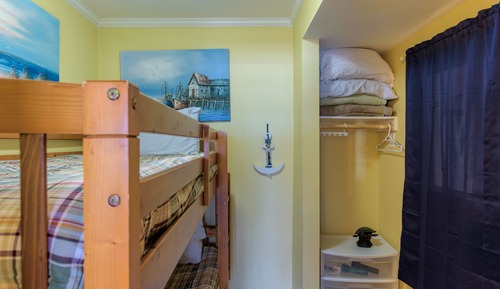 Deluxe Condo, Multiple Beds, Beach View, Beachfront