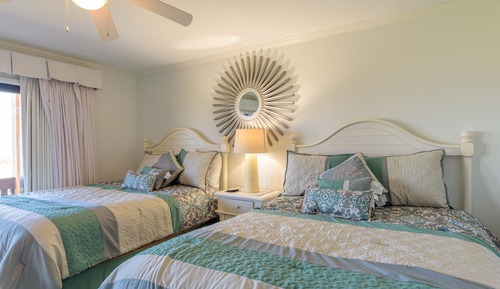 Deluxe Condo, Multiple Beds, Ocean View, Beachfront