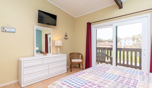 Premium Condo, 2 Bedrooms, Balcony, Resort View