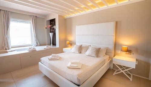 Suite, Hot Tub