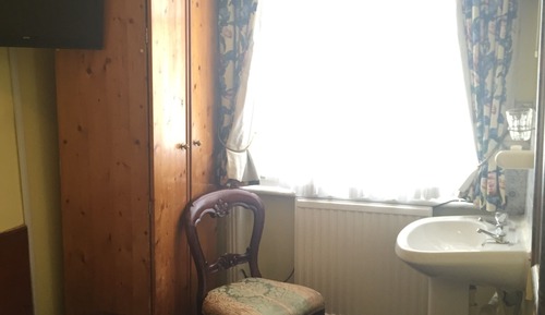 Single Room, Shared Bathroom