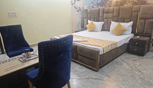 Luxury Apartment, 1 Bedroom, Balcony, City View